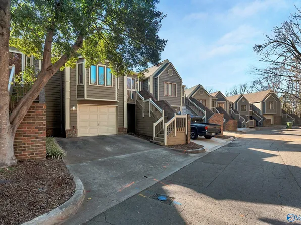 211 Knollridge Cir SE Unit 2, Huntsville, AL 35801