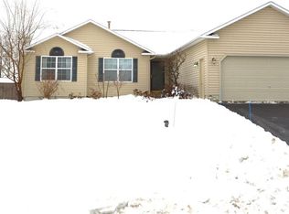 8473 Big Cone Path, Liverpool, NY 13090