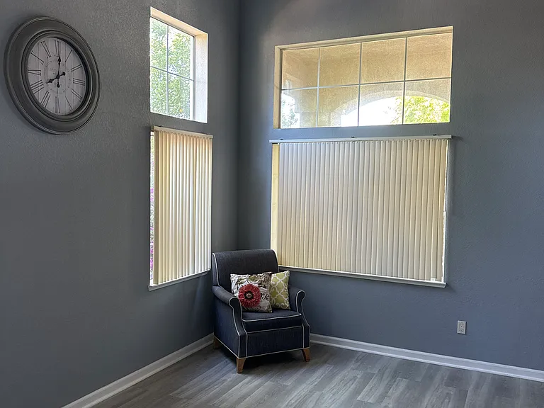 924 Long Barn Dr — Photo 8