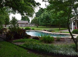 233 Cedar Ln, Ardmore, OK 73401