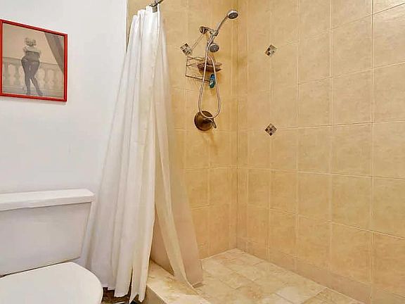 2nd floor, master bathroom toilet/shower