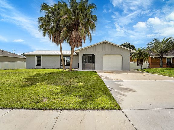 2nd image of 1917 SE Floresta Drive