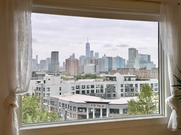 126 Ogden Avenue image 15 of 50