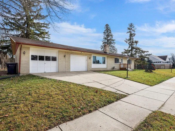 478 North Arch Street, Janesville, WI 53548