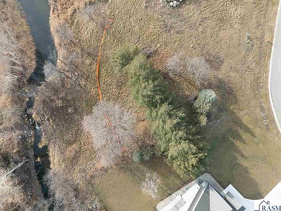 5th image of 121 Pine Creek Rd