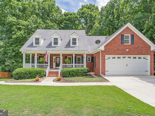 825 Harvest Ln, Monroe, GA 30655