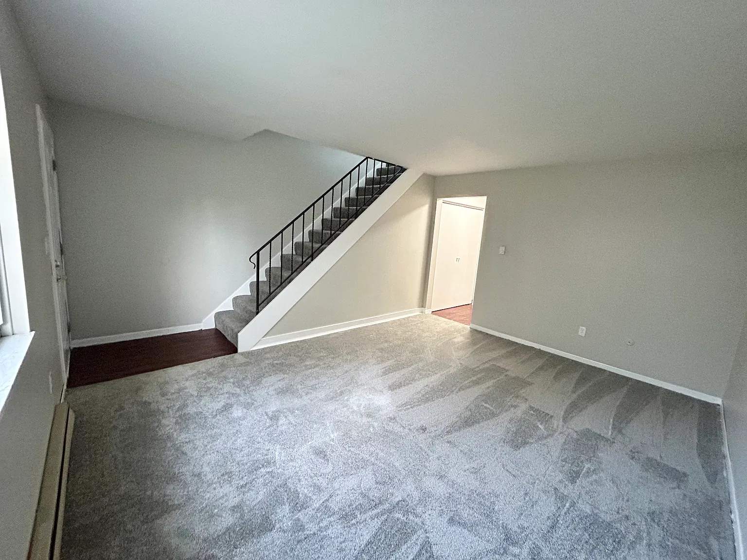 2 bed, 1.5 bath, 1027 sqft, $1,100 — Photo 1