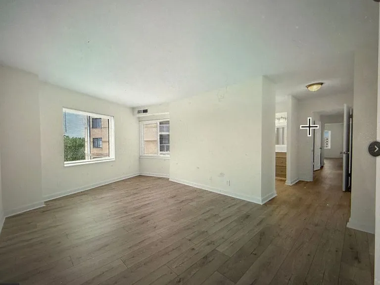 8360 Greensboro Dr #926 — Photo 10