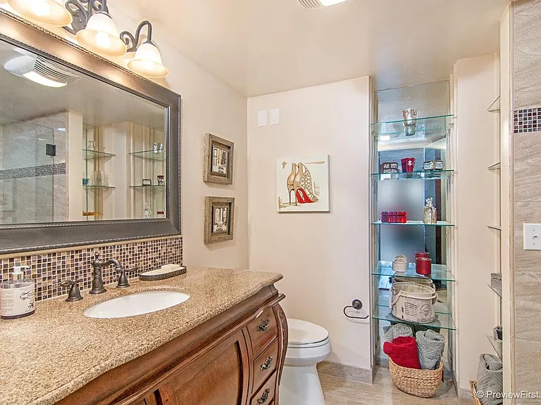 3916 Riviera Dr #403 — Photo 15