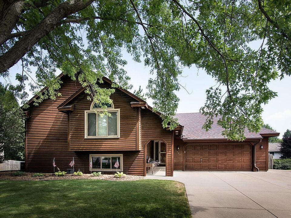 1st image of 1824 Lacota Ln