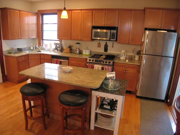 118 Chestnut Ave, Jamaica Plain, MA