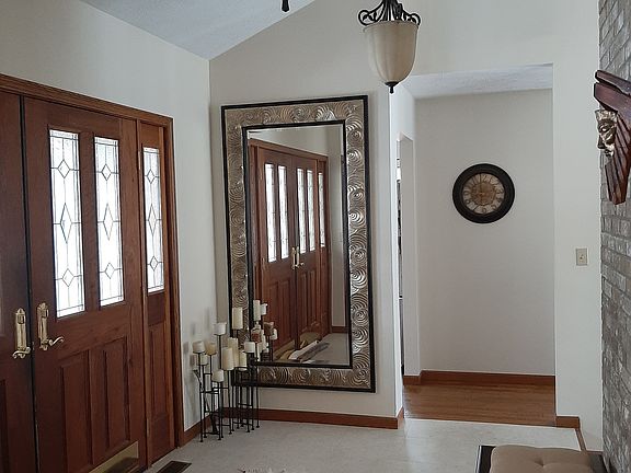 Entry way view 1