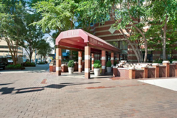 Rented by Keller Williams NYC | media 27