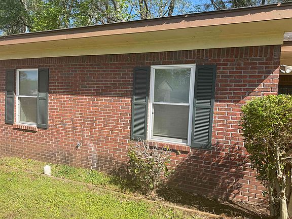 3rd image of 2588 Wellons Ave