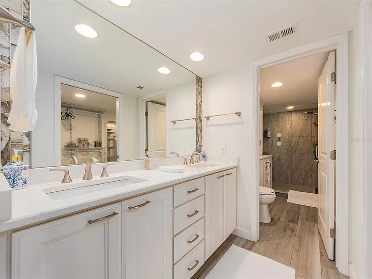 240 Sand Key Estates Dr #216 — Photo 20