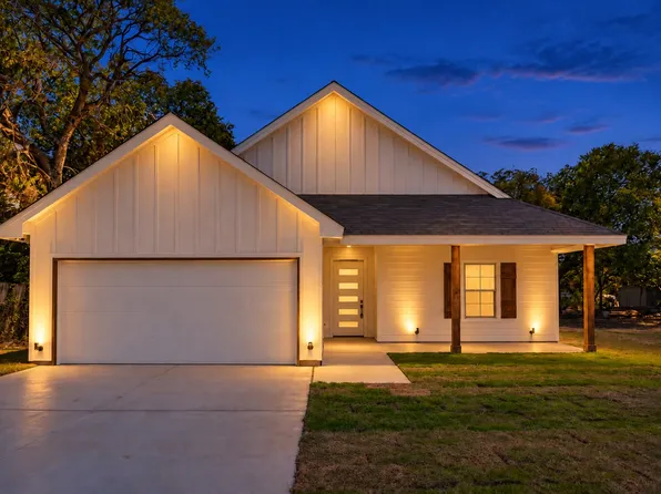 1104 Boone St, Cleburne, TX 76031