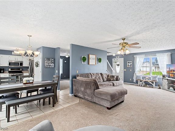 3rd image of 2059 Reserve Cir S