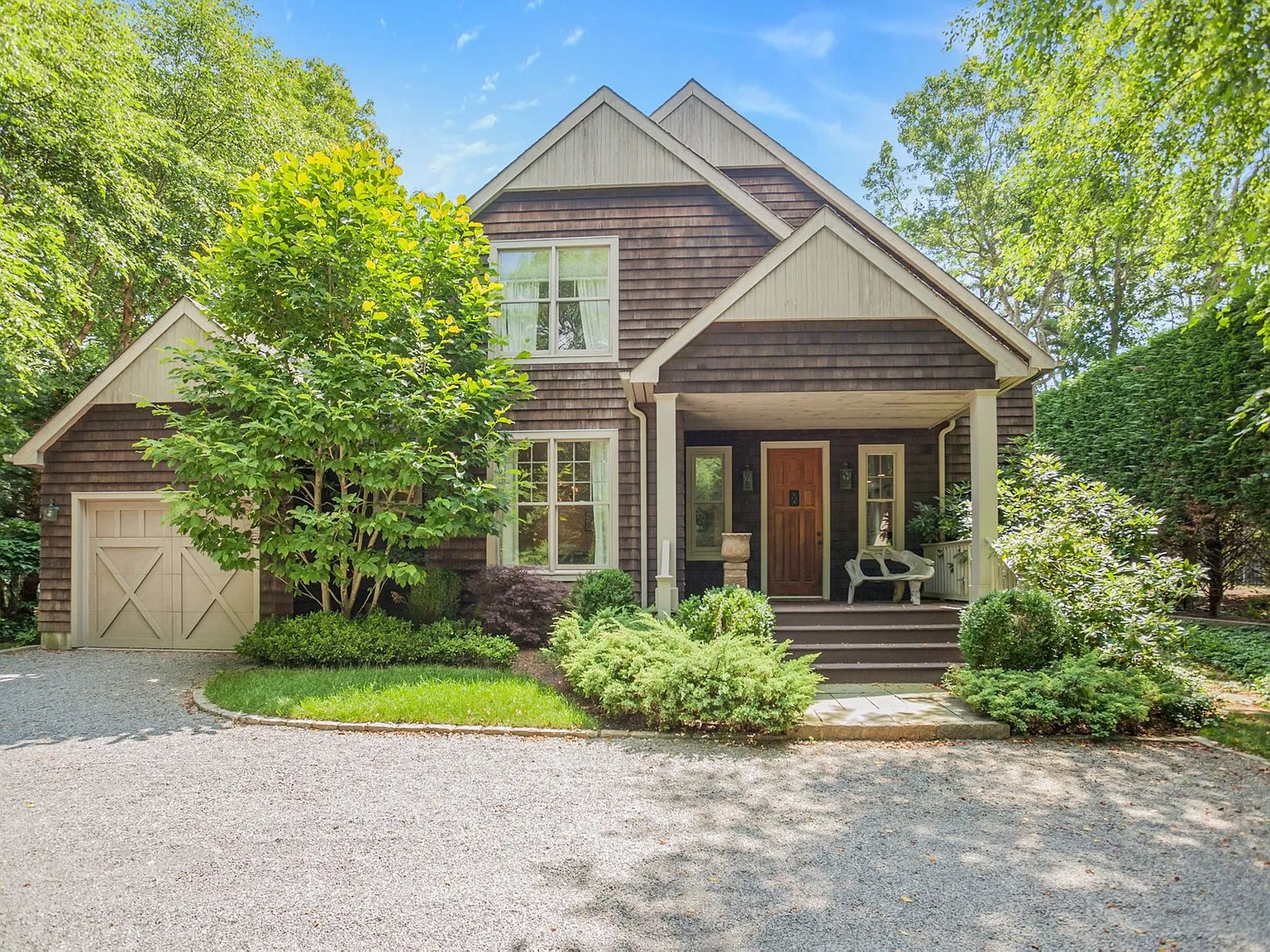 Beautiful East Hampton Rental — Photo 2