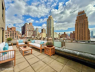 Rented by Manhattan Realty Group