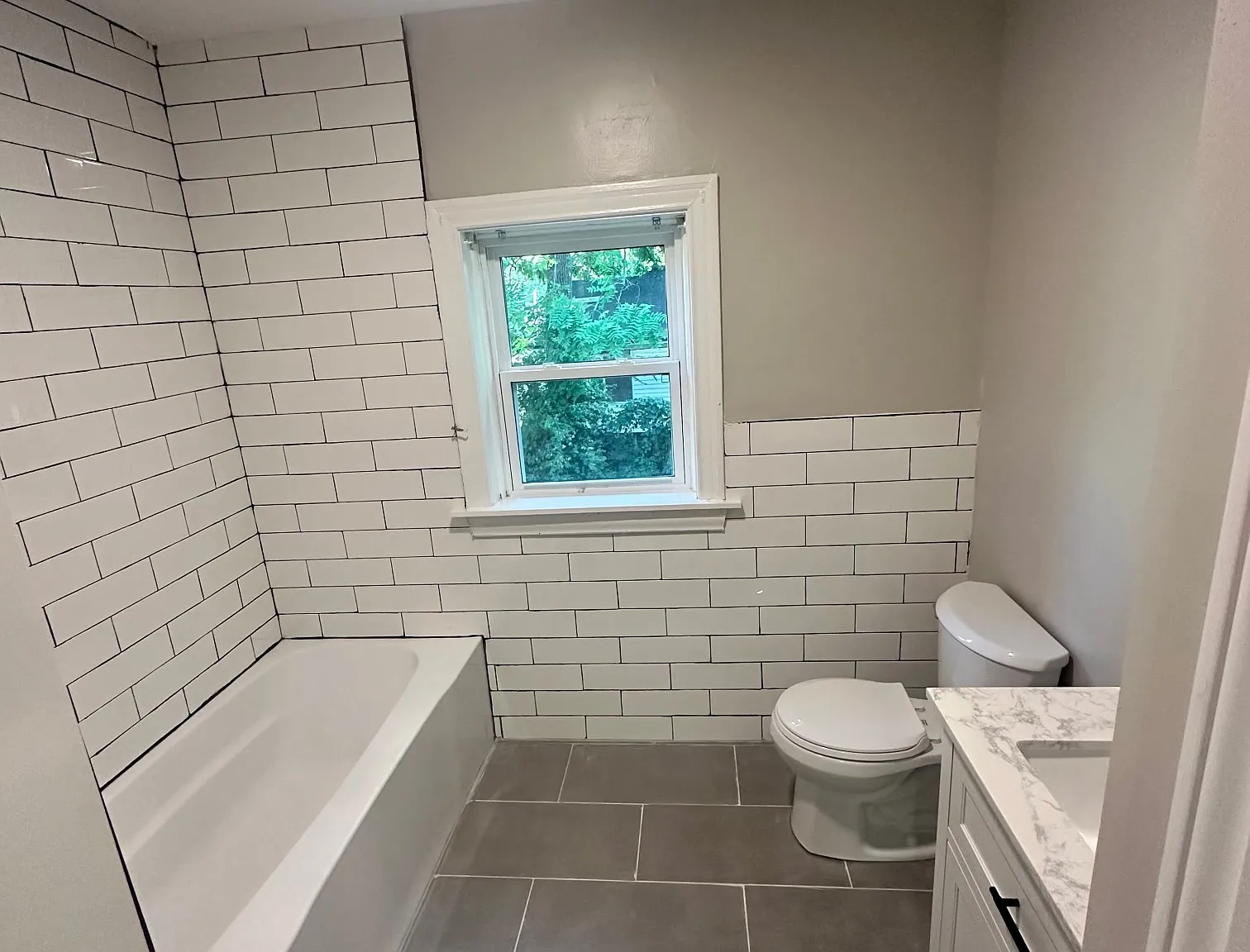 4 bed, 600 sqft, $2,100 — Photo 3