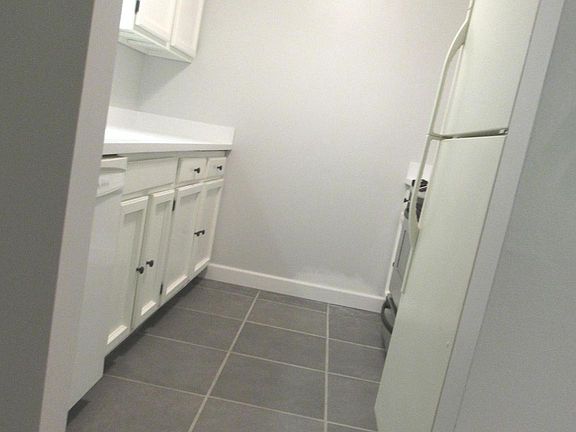 5th image of 44761 Woodlake Ct #9B