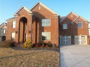 2300 Barnwell Ln, Lexington, KY 40513