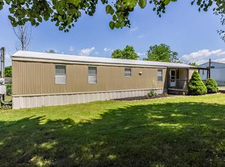 411 Bluff Mountain Dr, Walland, TN 37886