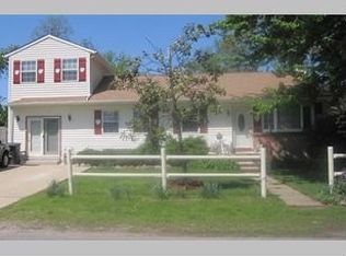 1562 Fairview Beach Rd, Pasadena, MD 21122