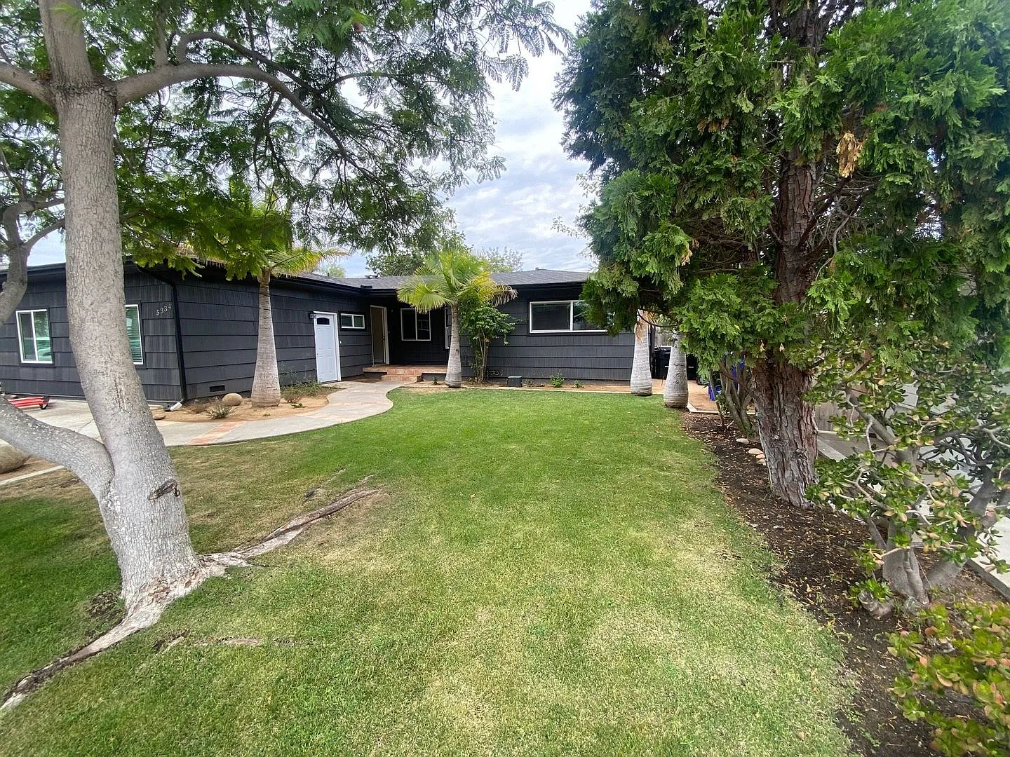 Huge House W/ Pool! 7bd/4ba — Photo 2