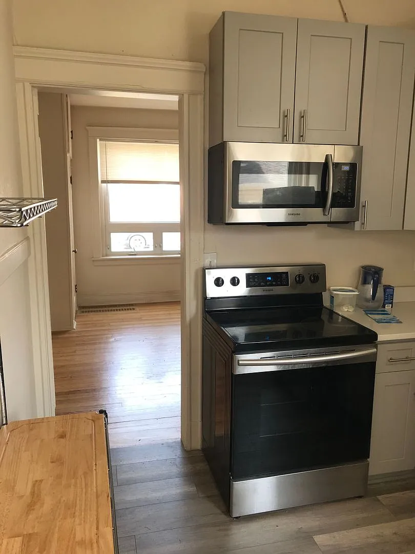 Renovated Apartments in West Wash Park — Photo 4
