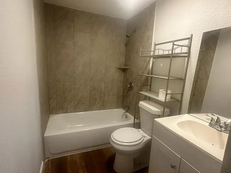 125 Kellum St — Photo 10