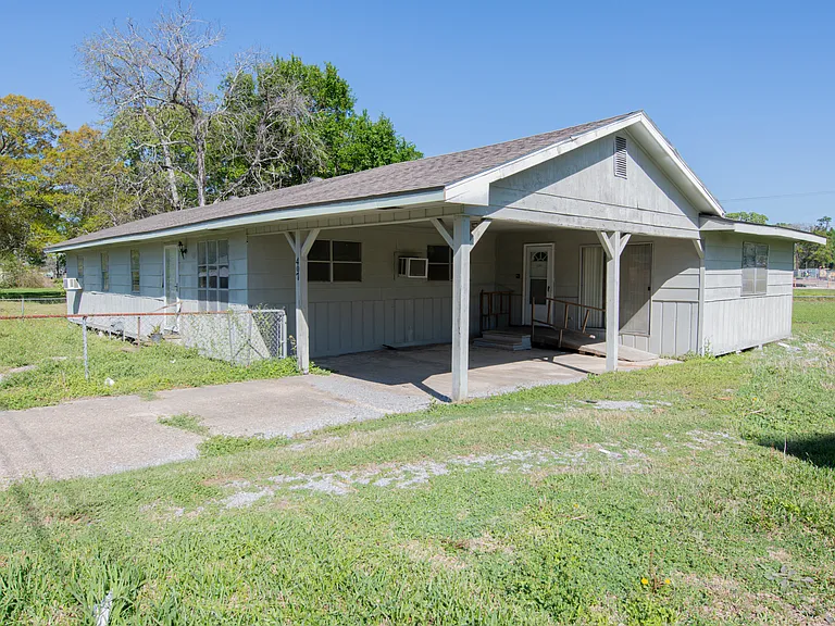 407 Nugier St — Photo 8