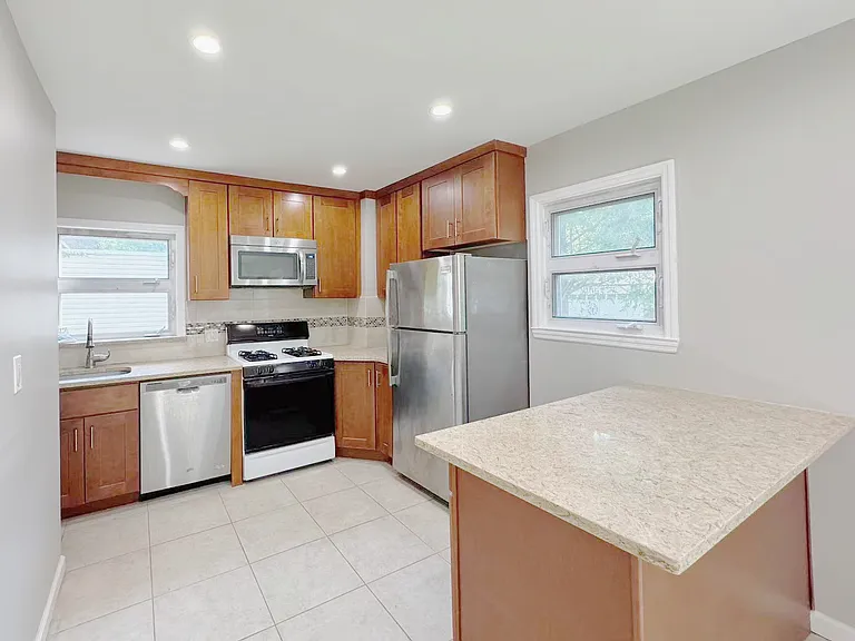 7159 Kessel St — Photo 5