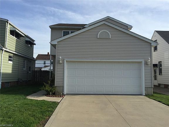 2nd image of 3015 Heresford Dr