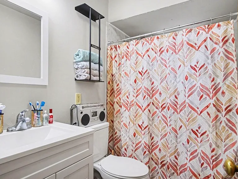 1759 Cambridge Dr SE — Photo 14