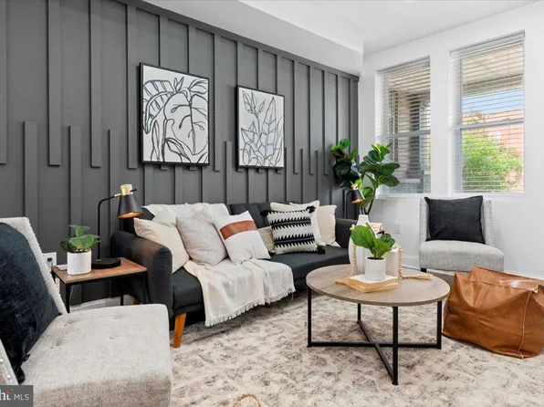 3113 E Preston St, Baltimore, MD 21213