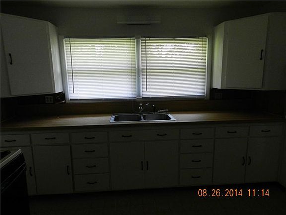 4th image of 3109 N Arlington Ave
