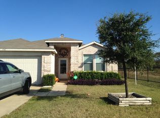 541 Riverflat Dr, Fort Worth, TX 76179