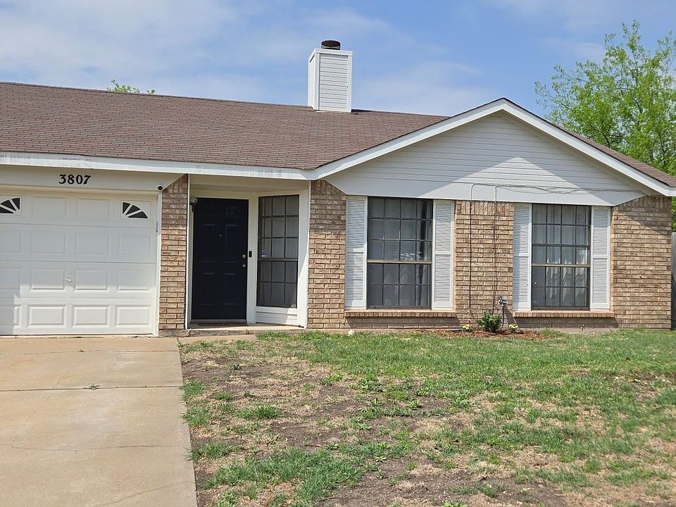 1st image of 3807 Pickwick Ln