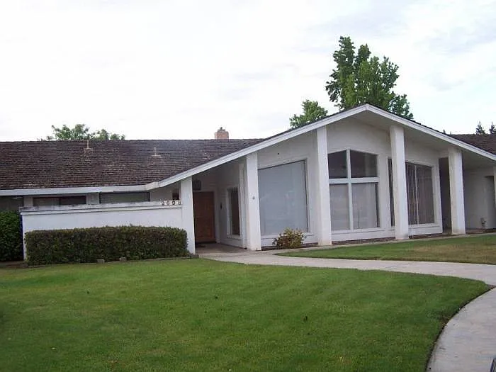 2698 E South Bear Creek Dr photo 1