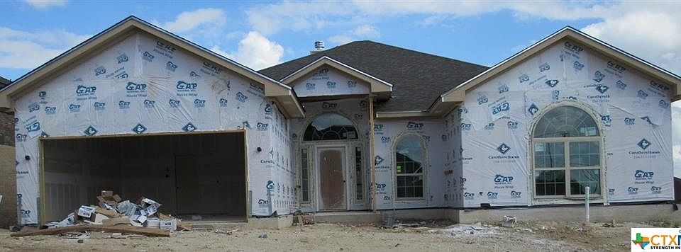 1st image of 2037 Catkins Ln