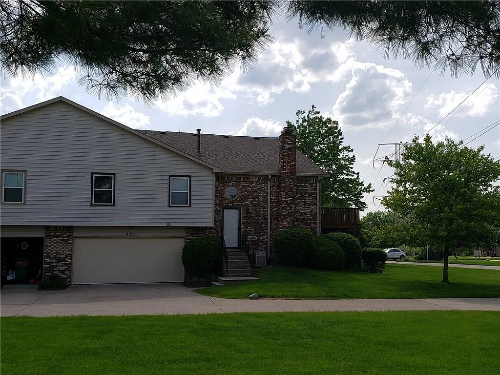 9129 Doubloon Rd photo 1