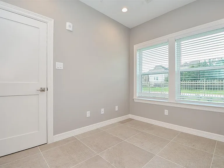 5262 Ella Blvd #108 — Photo 25