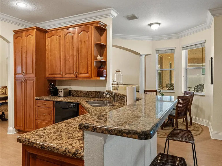 2981 Dovedale Ct — Photo 8
