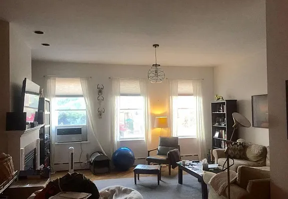 Rented by Corcoran | media 2