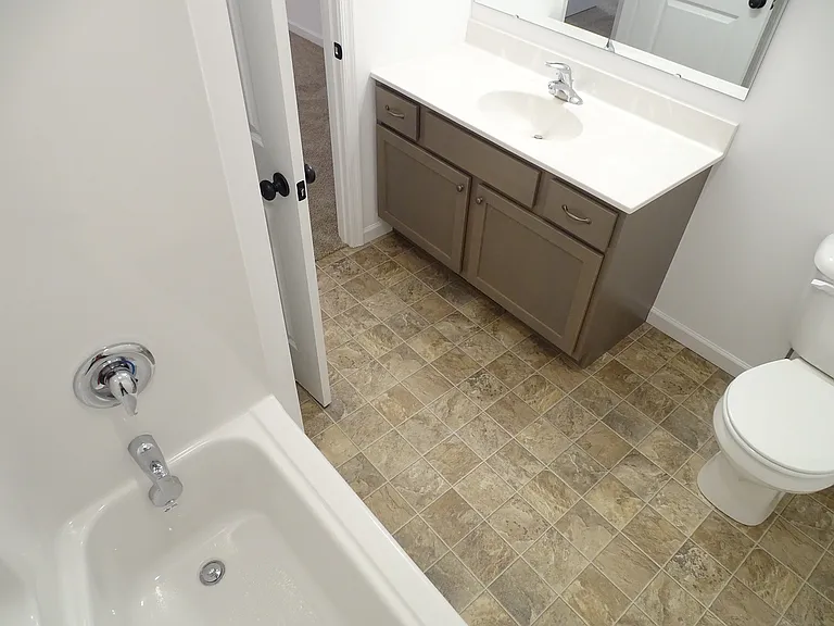 4 Maize Cir — Photo 13