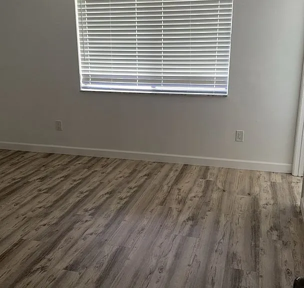 1418 Paley Cir SE — Photo 21