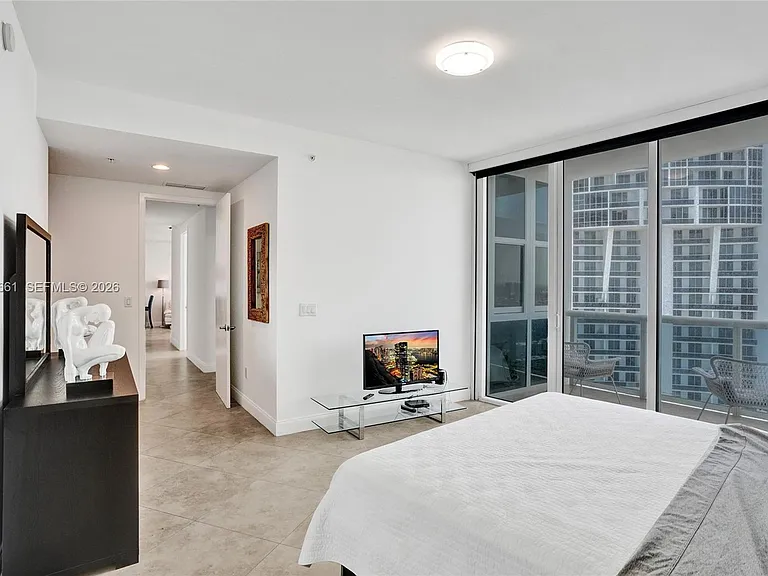 18201 Collins Ave #4705 — Photo 23