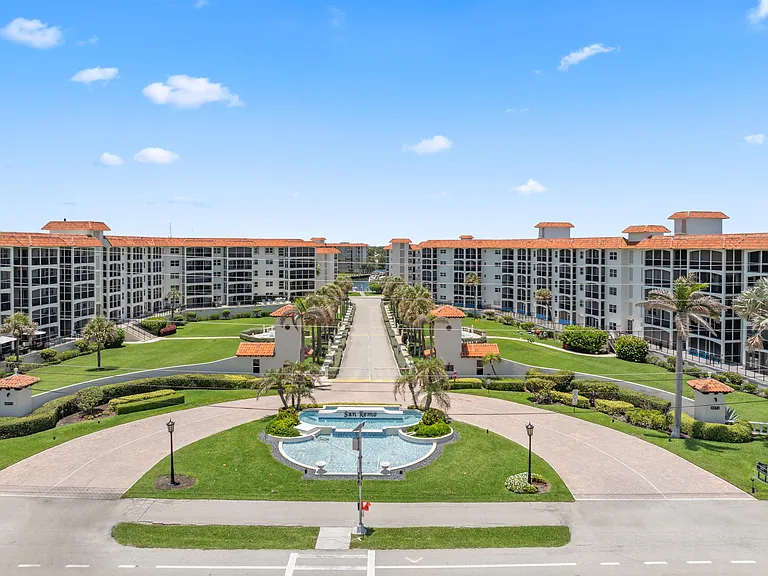 2871 N Ocean Blvd #M538 — Photo 34