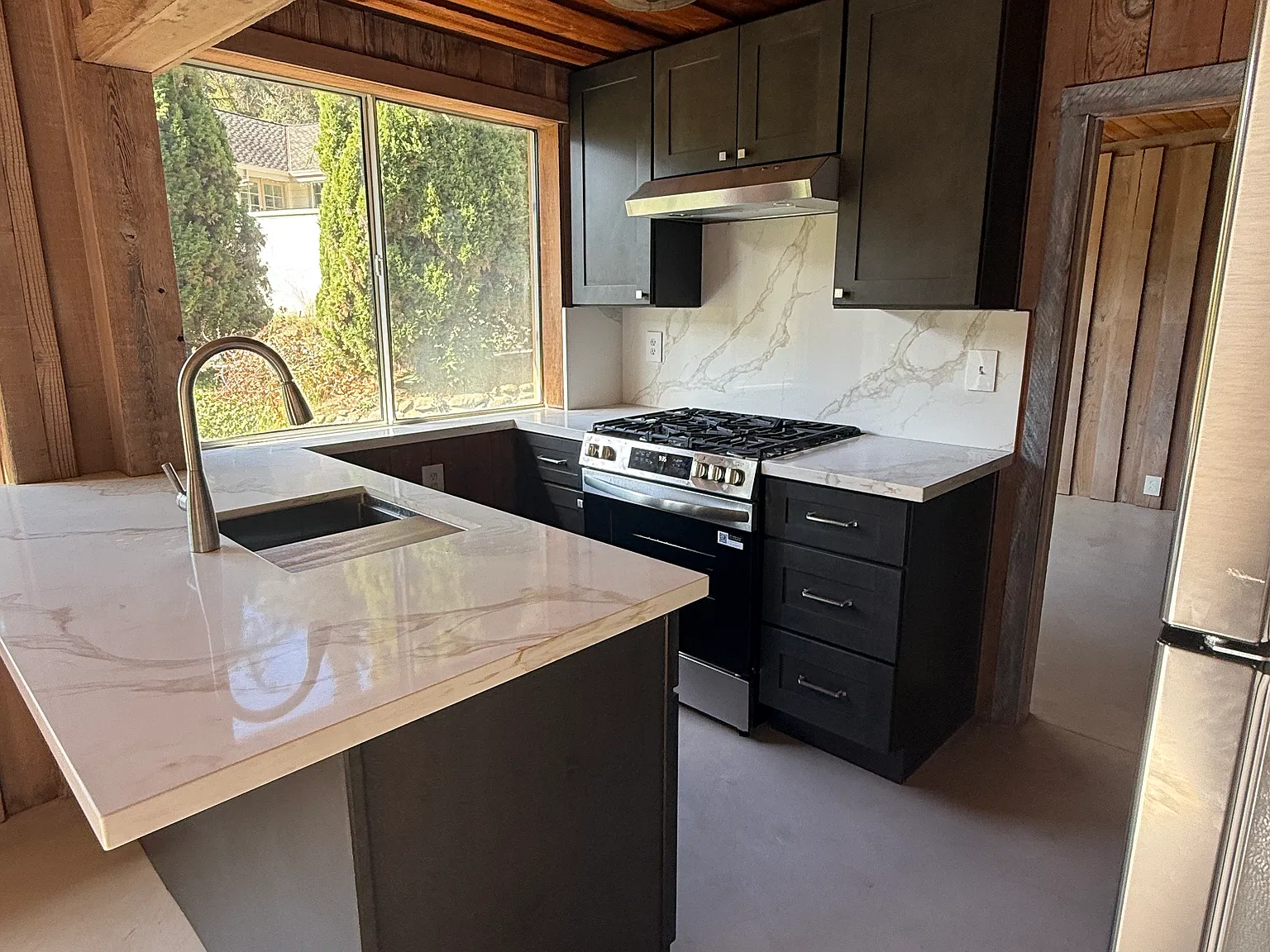 1 bed, 400 sqft, $3,000 — Photo 4